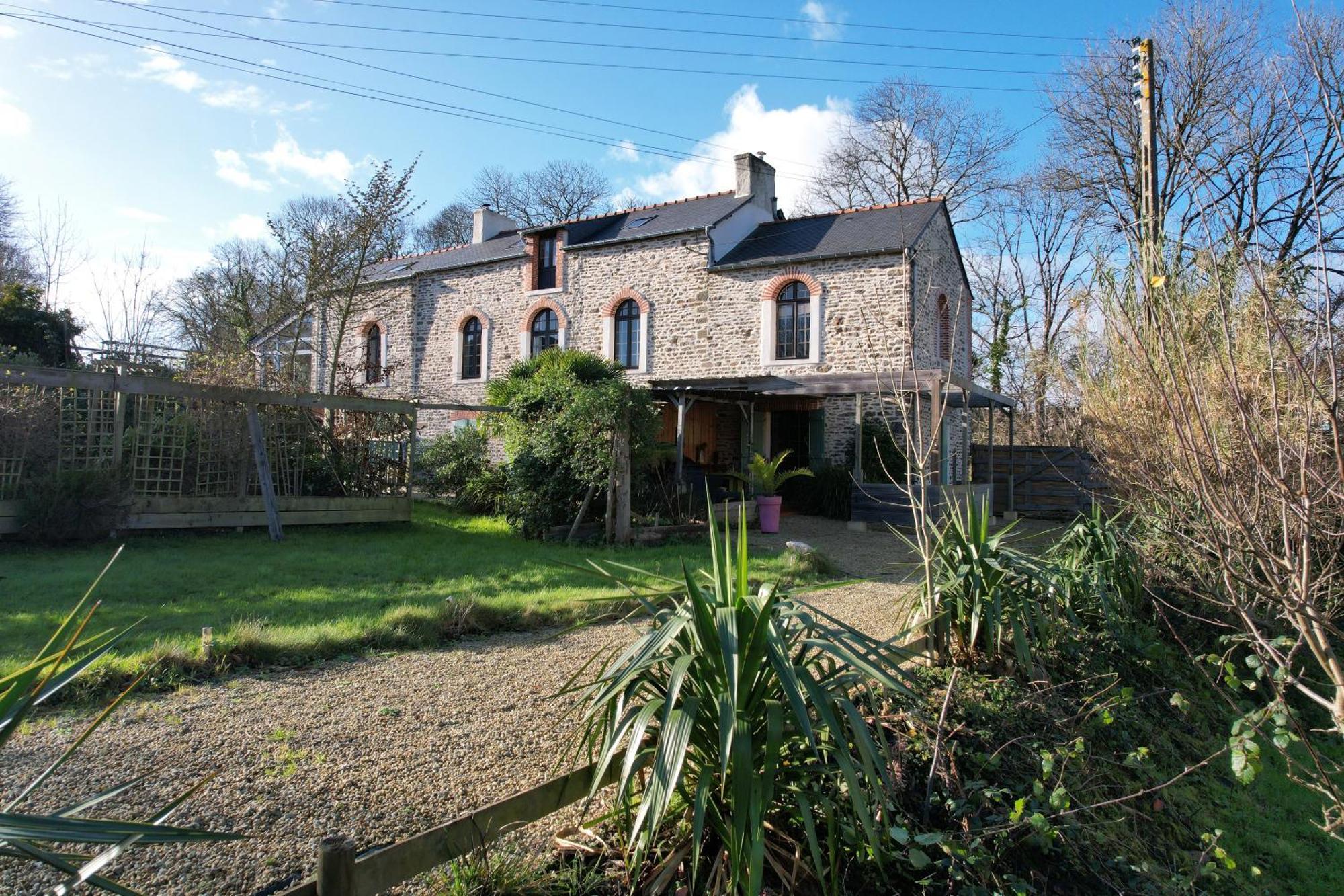 Holiday home O Bois Dormant- Vue Rance River Et Viaduc De Dinan *